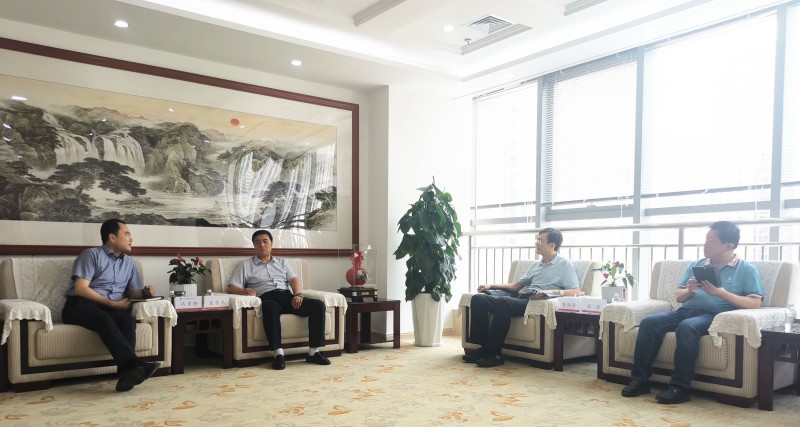 Ԭ����һ���߷��й�ʯ����Ȼ������ֹ�˾